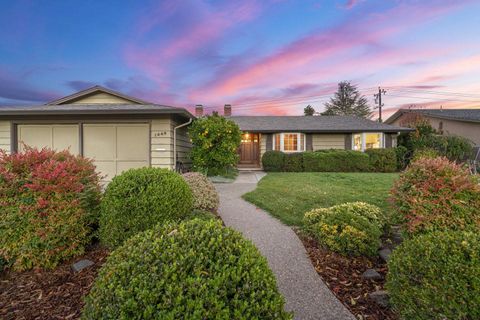 Photo of 1446 La Crosse Drive, Sunnyvale, CA 94087 (MLS # ML82028819)