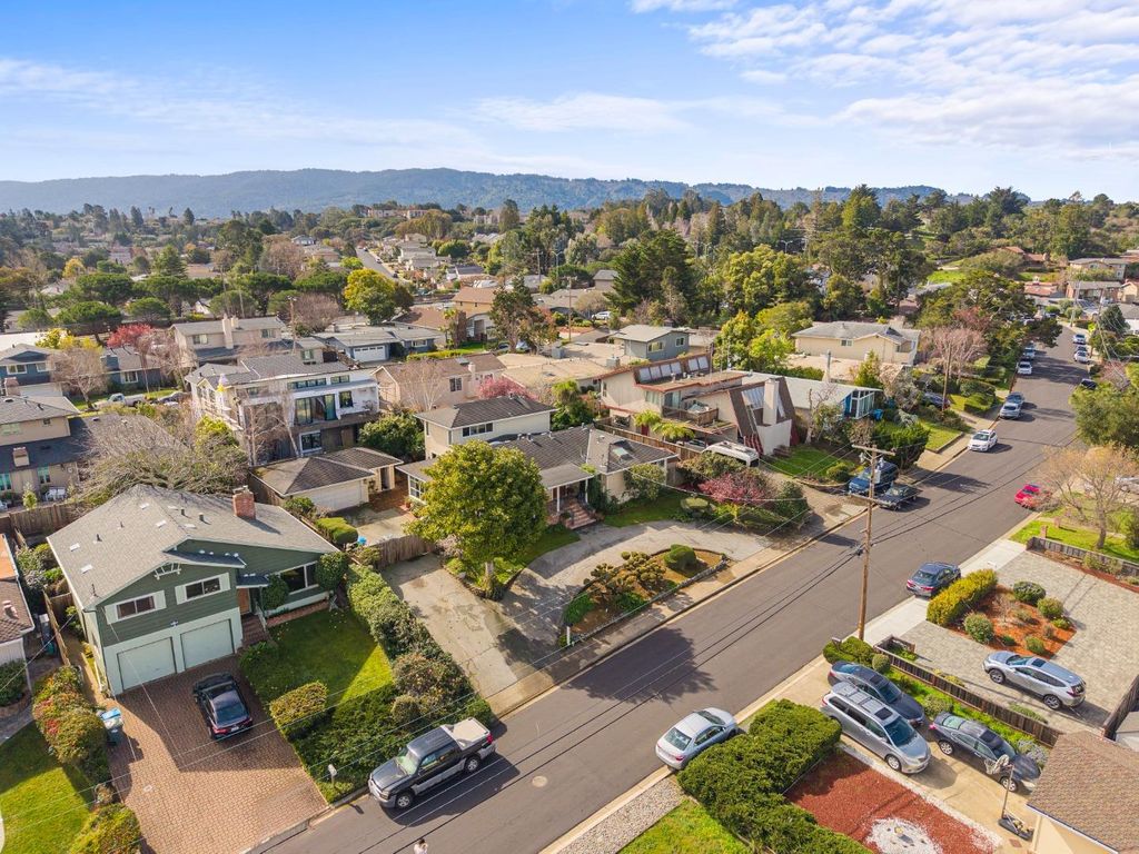 Photo of 2725 Belmont Canyon Road, Belmont, CA 94002 (MLS # ML82048206)