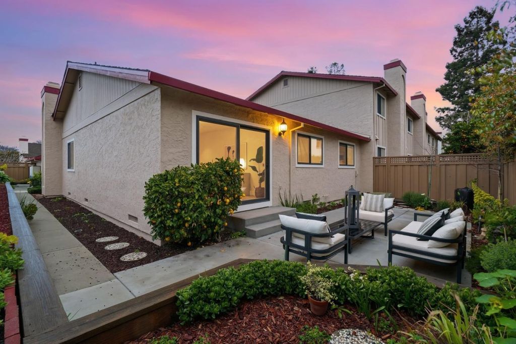 Photo of 2007 Eucalyptus Court, Santa Clara, CA 95050 (MLS # ML82032986)