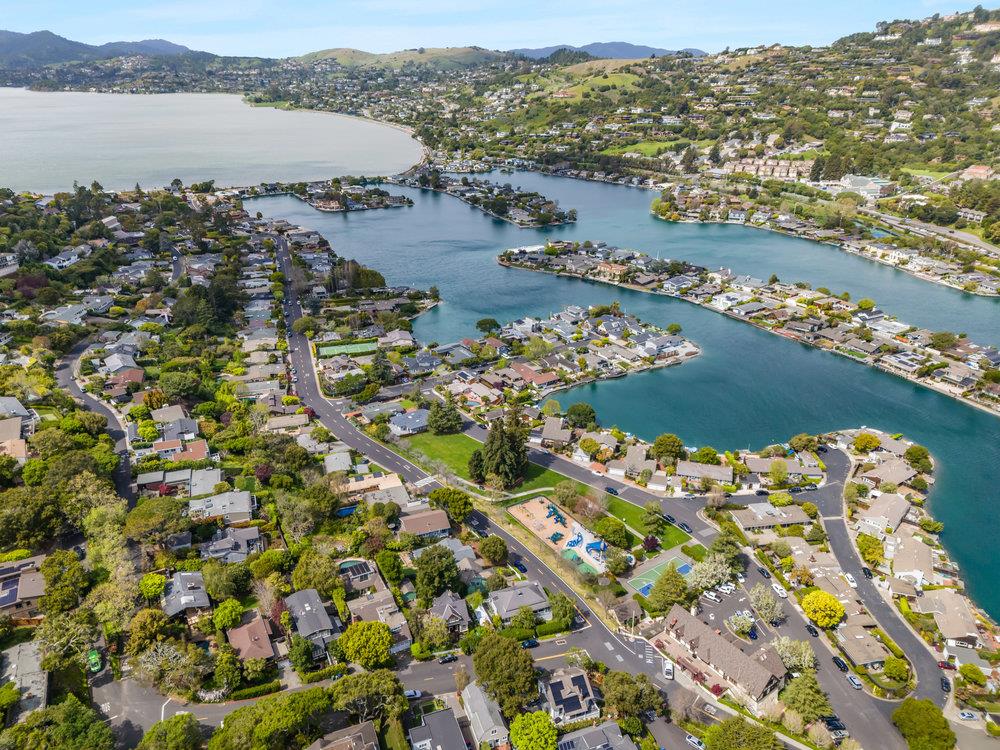 Belvedere, California 94920, United States, 3 Bedrooms Bedrooms, ,3 BathroomsBathrooms,Residential,Active,100606