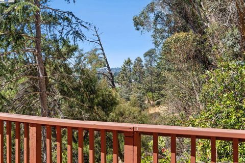 A home in El Sobrante