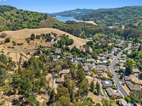 A home in El Sobrante