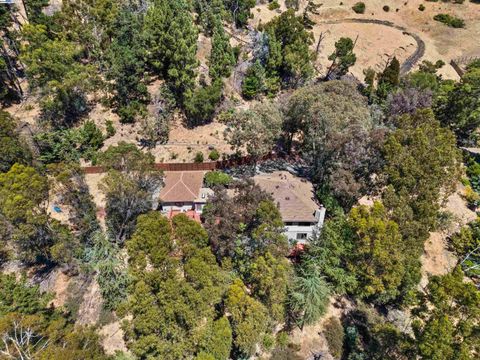 A home in El Sobrante