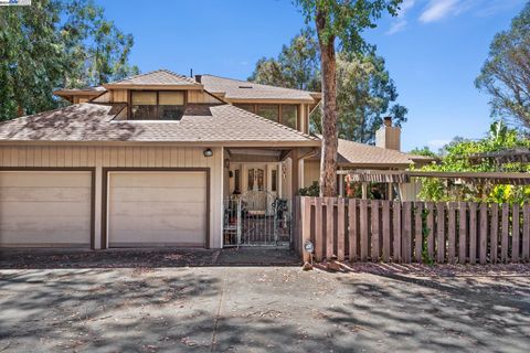 A home in El Sobrante