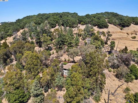 A home in El Sobrante