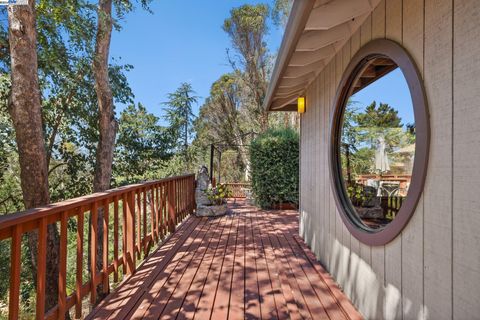 A home in El Sobrante