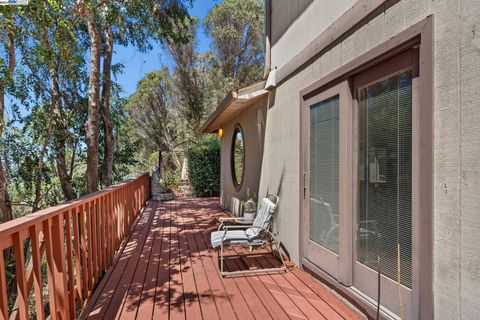 A home in El Sobrante