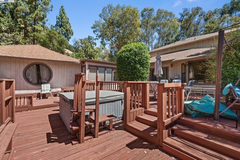 A home in El Sobrante