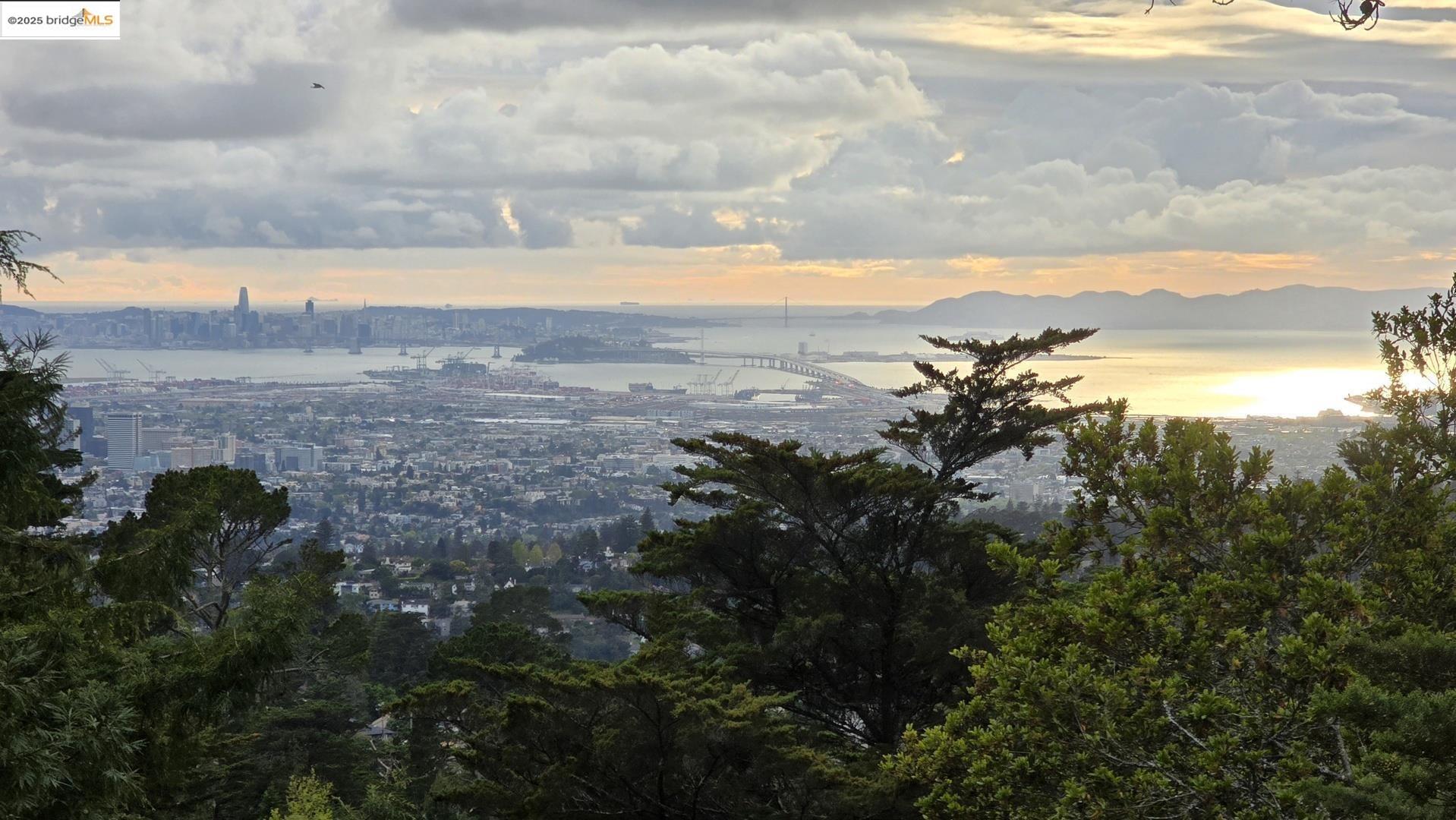 9175 Skyline BLVD