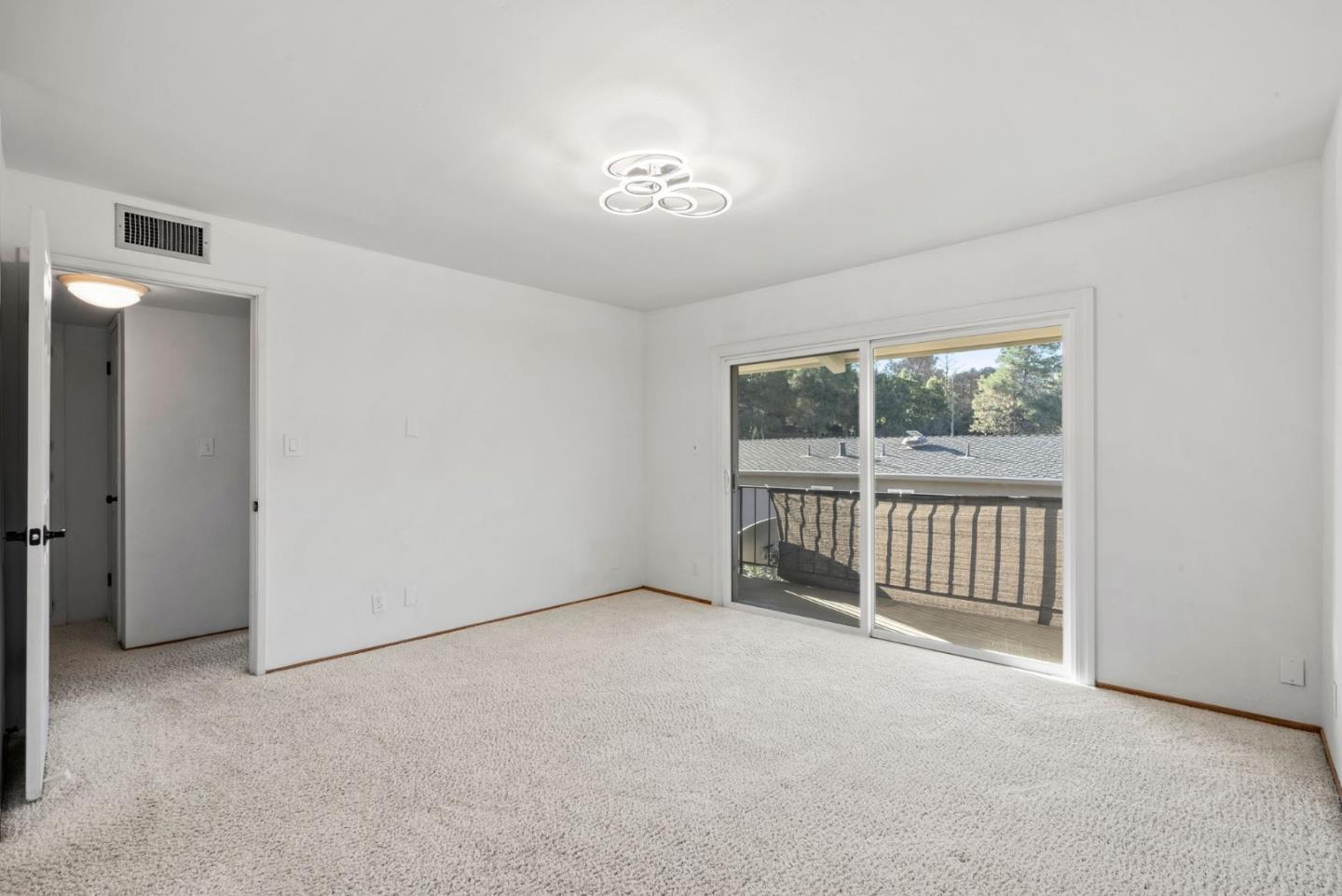 Los Gatos, California 95032, United States, 2 Bedrooms Bedrooms, ,3 BathroomsBathrooms,Residential,Active,20177