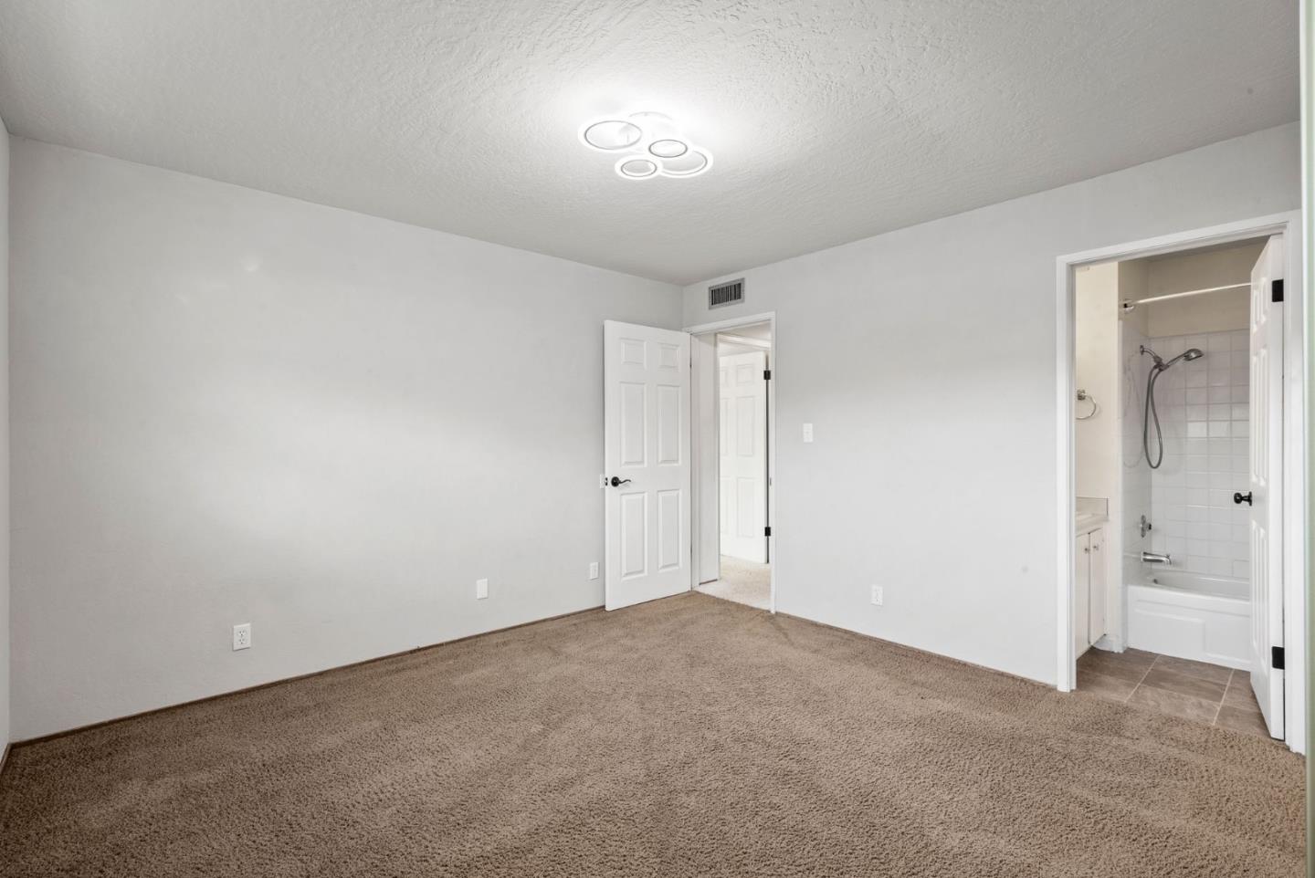 Los Gatos, California 95032, United States, 2 Bedrooms Bedrooms, ,3 BathroomsBathrooms,Residential,Active,20177