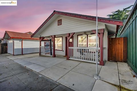 Photo of 507 Maple Street, Livermore, CA 94550 (MLS # 41119527)