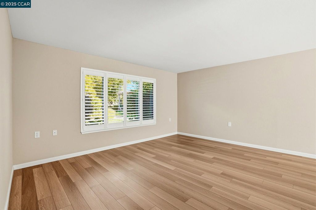 Photo of 2425 Pine Knoll Dr #1, Walnut Creek, CA 94595 (MLS # 41116360)