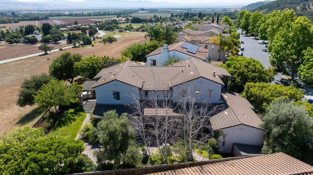 Photo of 5970 Winged Foot Drive, Gilroy, CA 95020 (MLS # ML82047962)
