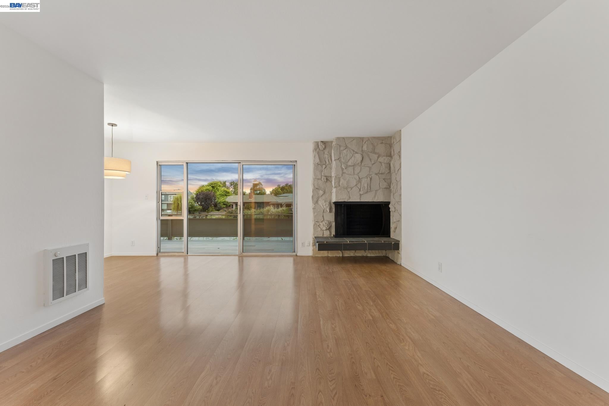339 Broadway