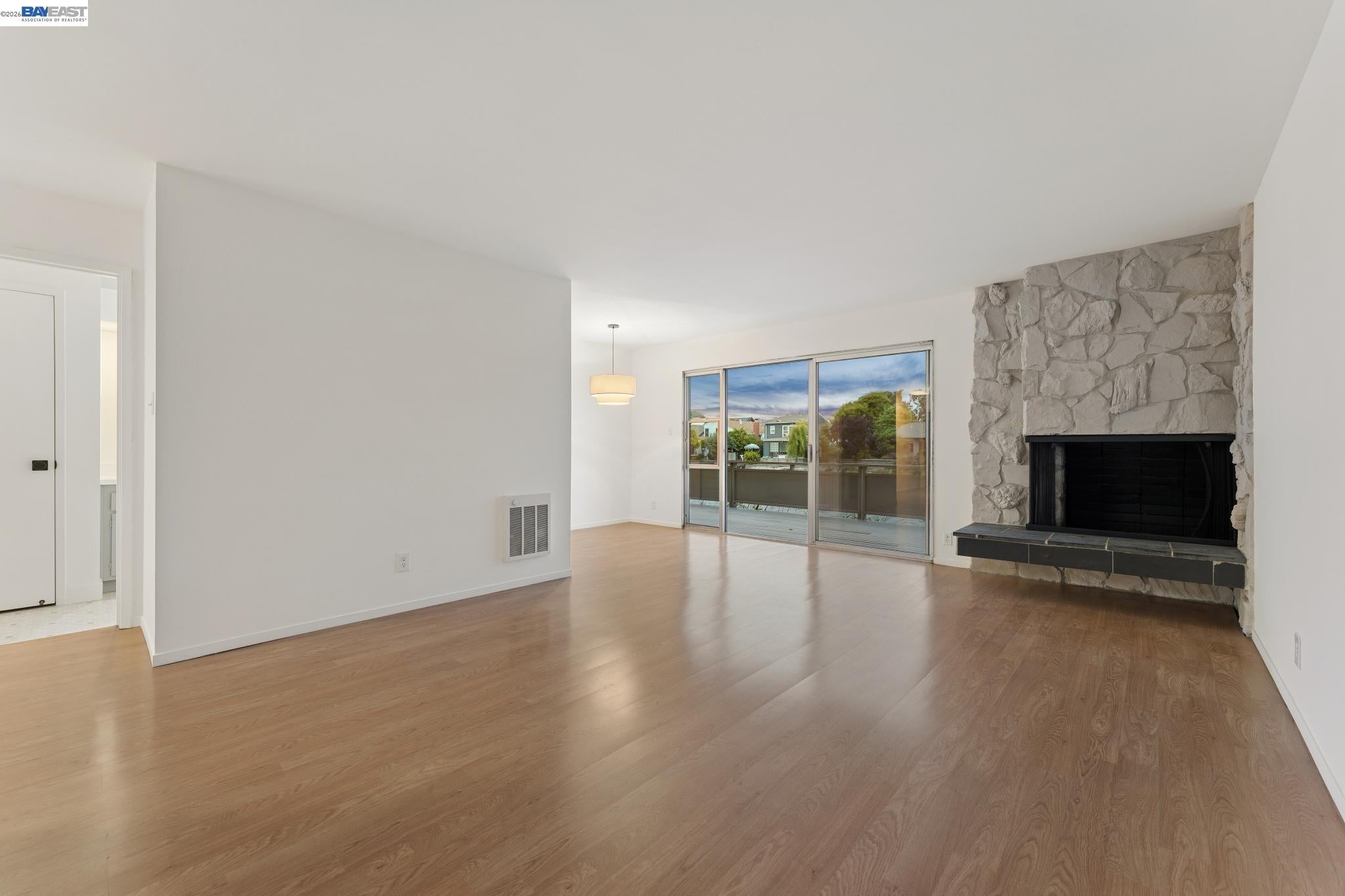 339 Broadway