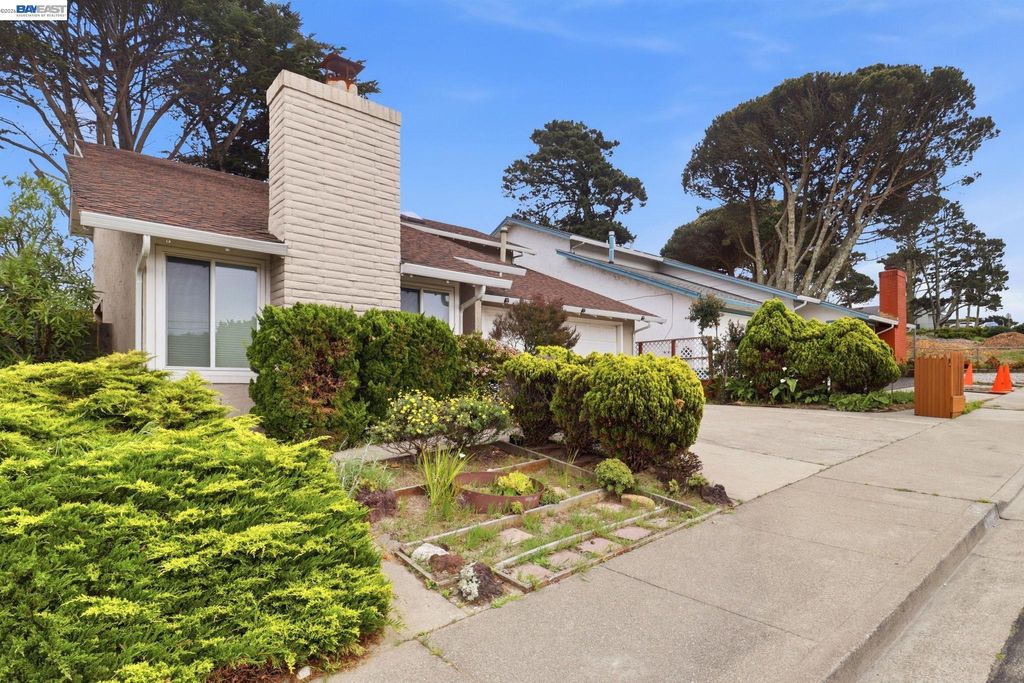 Photo of 2485 Wexford Ave, South San Francisco, CA 94080 (MLS # 41128324)