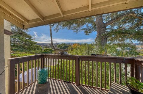 A home in San Juan Bautista