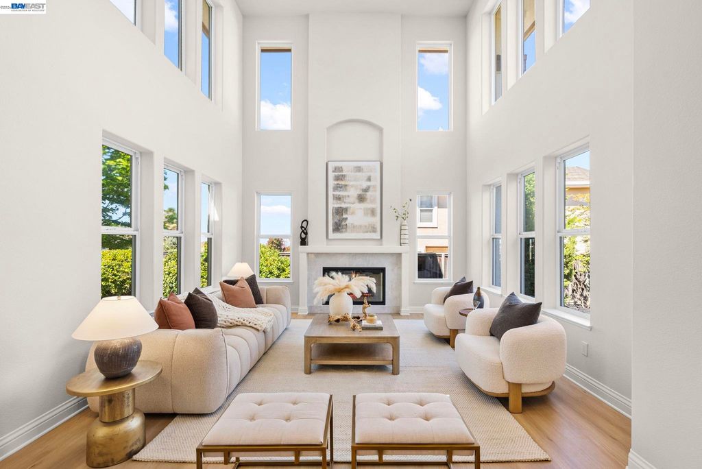 Photo of 47849 Avalon Heights Ter, Fremont, CA 94539 (MLS # 41126643)