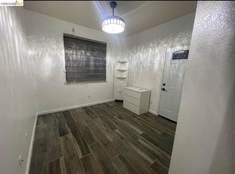 MLS: 41126547