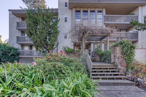 A home in Palo Alto