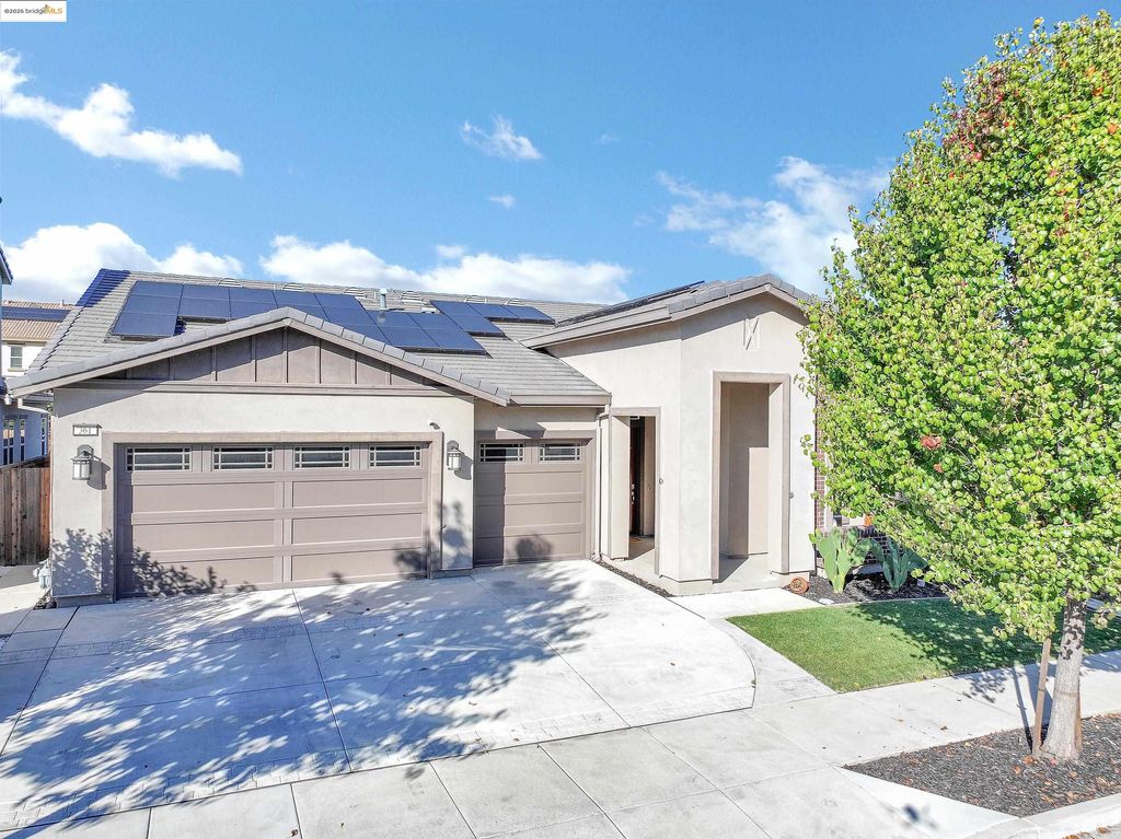 Photo of 361 Fletcher Ln, Brentwood, CA 94513 (MLS # 41116335)