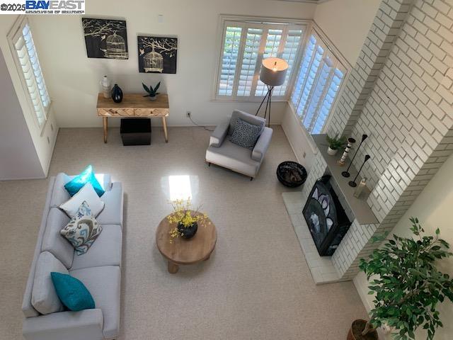 Alameda, California 94502, United States, 3 Bedrooms Bedrooms, ,3 BathroomsBathrooms,Residential,Pending,187221