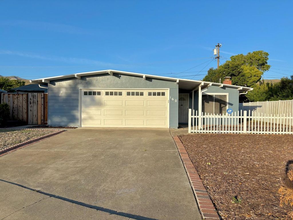 Photo of 160 Roswell, Milpitas, CA 95035 (MLS # ML82047346)
