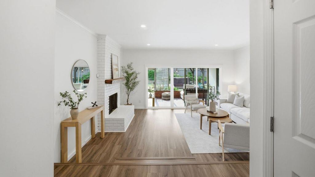 Photo of 5261 Garwood Drive, San Jose, CA 95118 (MLS # ML82041054)