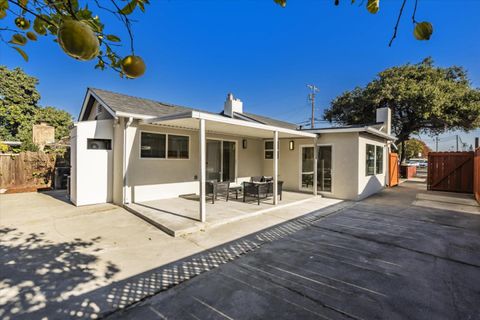 A home in East Palo Alto