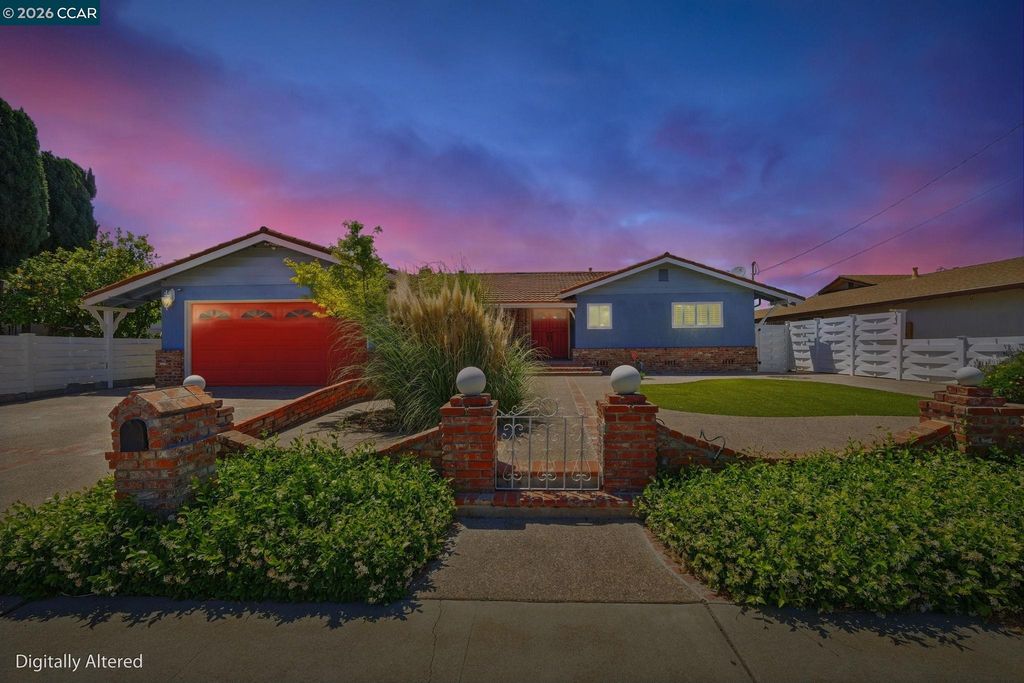 Photo of 4006 Boulder Dr, Antioch, CA 94509 (MLS # 41135376)