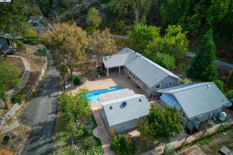 A home in Lakeport