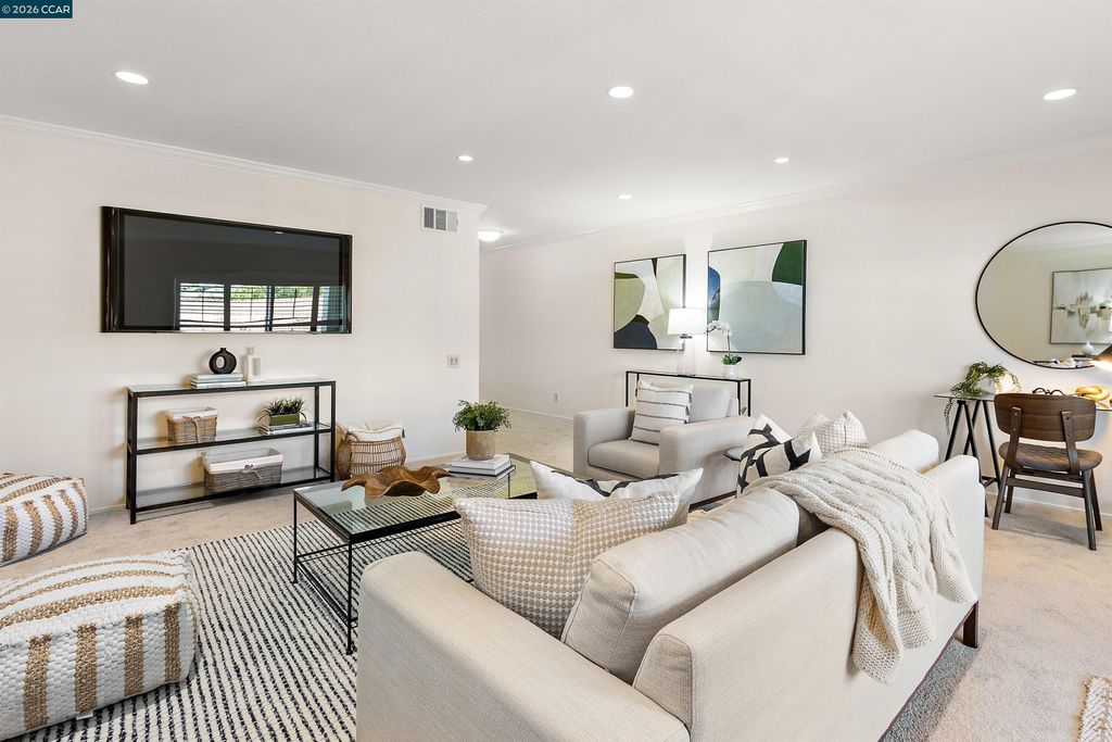 Photo of 1501 Ptarmigan Dr #7B, Walnut Creek, CA 94595 (MLS # 41135672)