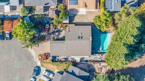 A home in Pinole