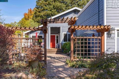 A home in Pinole