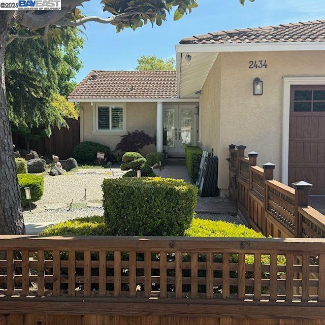 2434 Hibiscus Drive