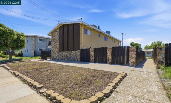 3513 FAIRVIEW DR APT 3, ANTIOCH, CA 94509 - Image 45bbad9abf8f577bc51a972f930a5e2d/961772966