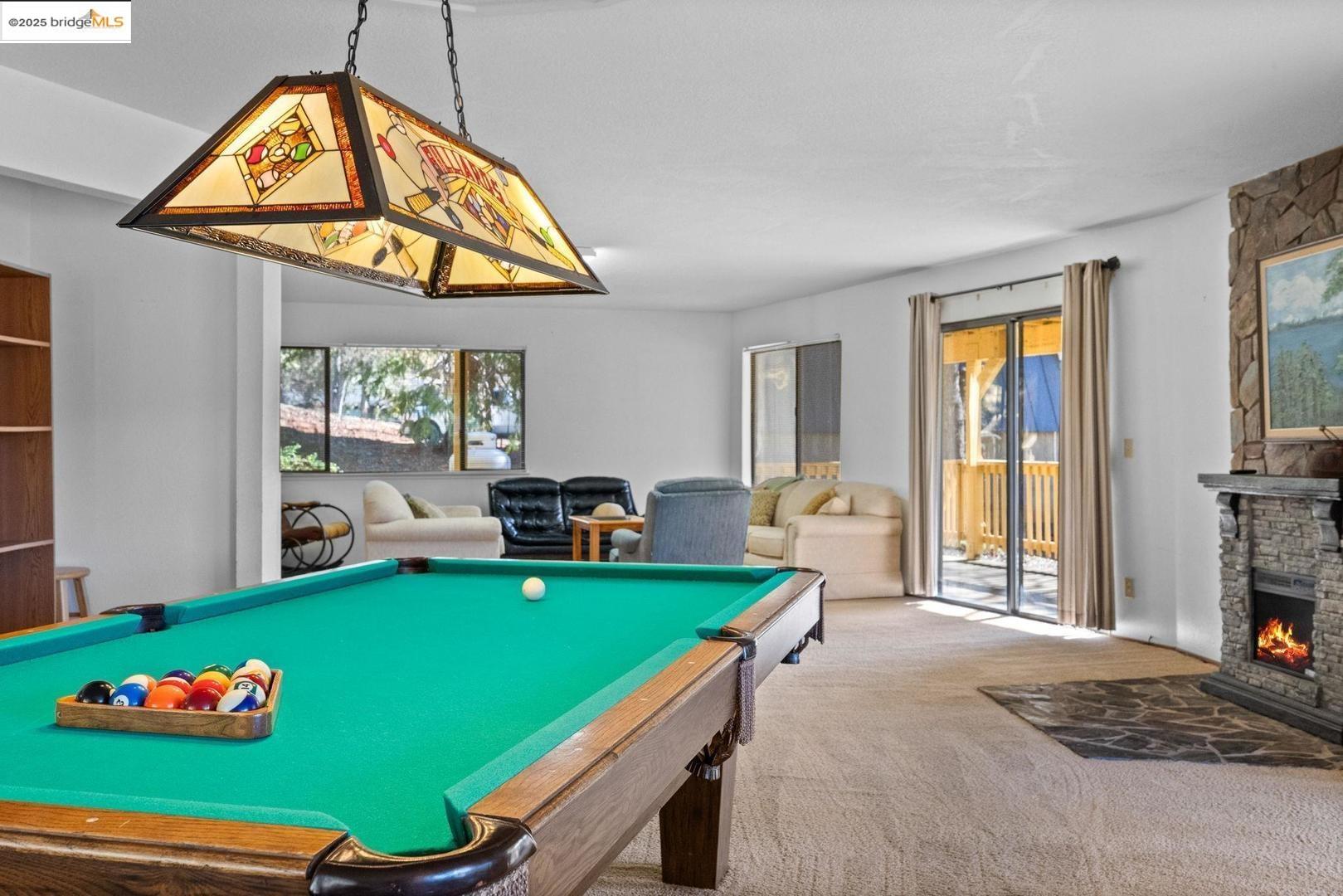 Groveland, California 95321, United States, 4 Bedrooms Bedrooms, ,3 BathroomsBathrooms,Residential,Active,249653