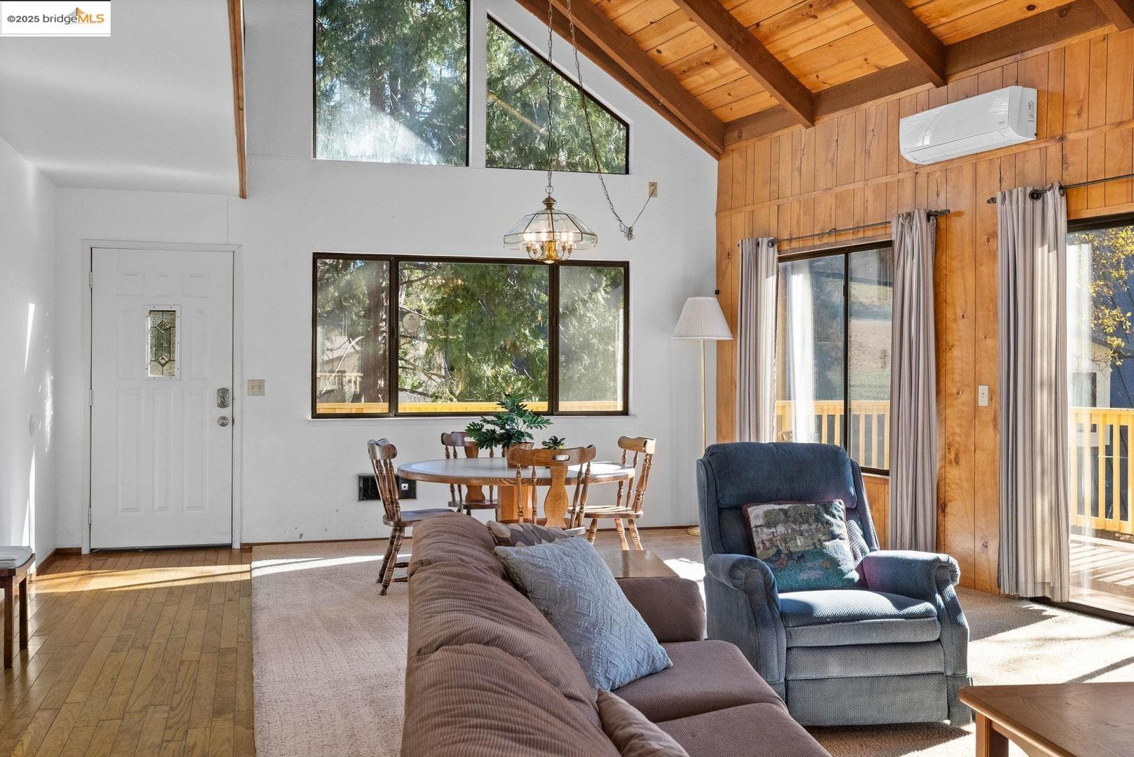 Groveland, California 95321, United States, 4 Bedrooms Bedrooms, ,3 BathroomsBathrooms,Residential,Active,249653