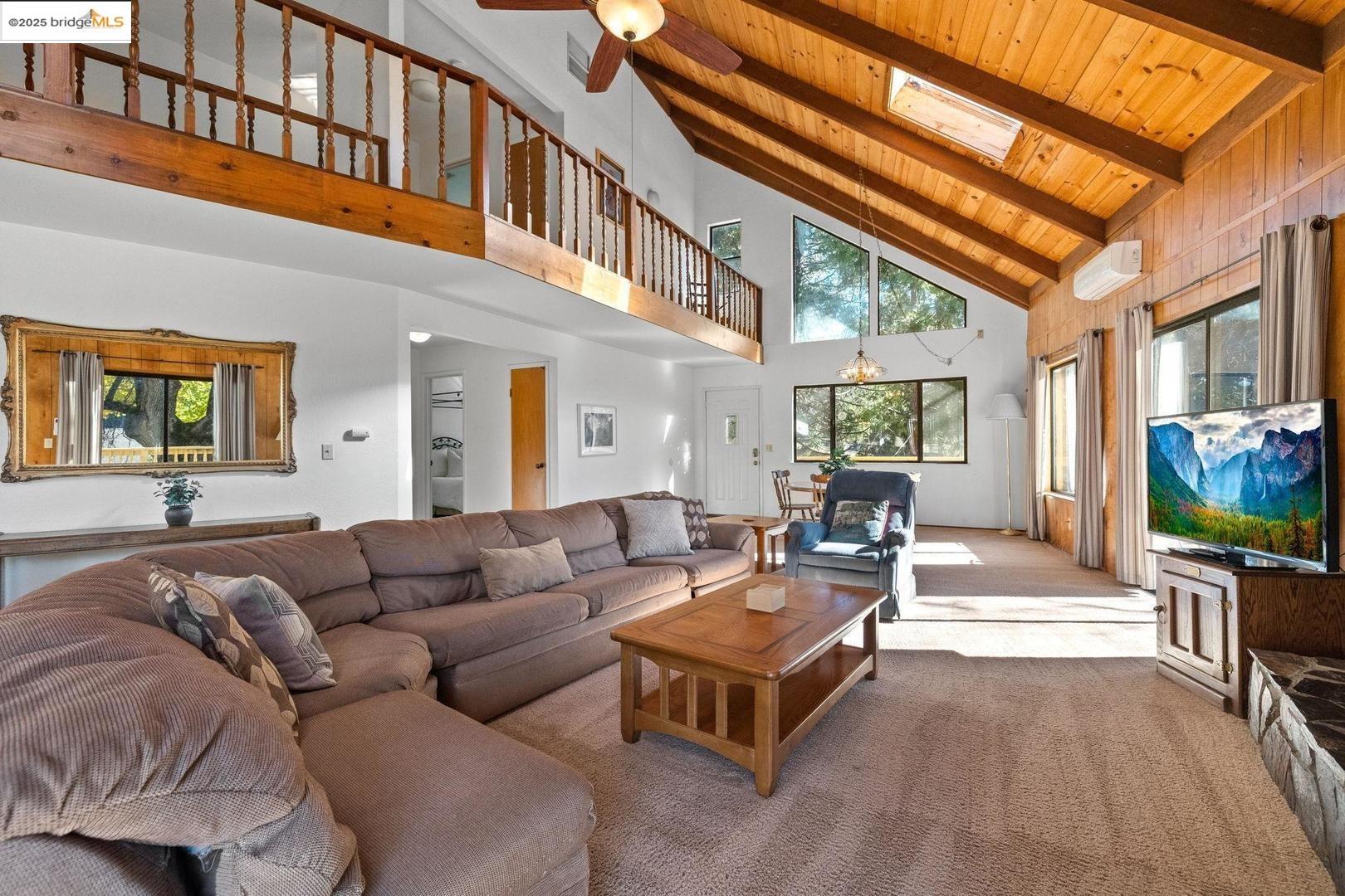 Groveland, California 95321, United States, 4 Bedrooms Bedrooms, ,3 BathroomsBathrooms,Residential,Active,249653