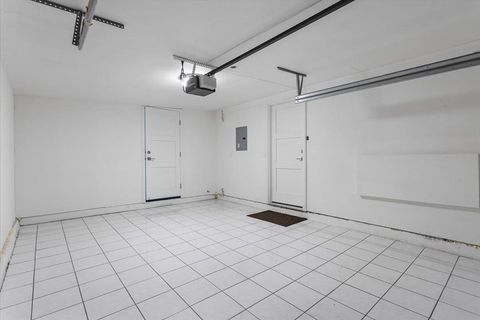 listing image 50