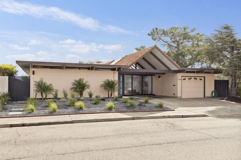 A home in Burlingame