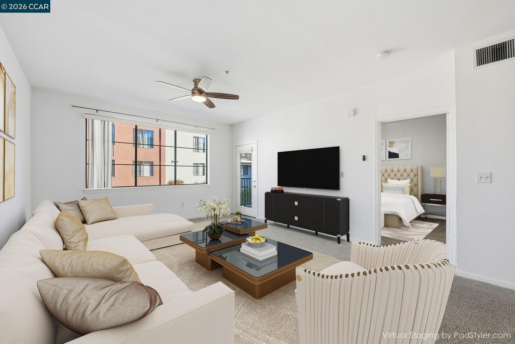 Photo of 1060 S 3Rd St #202, San Jose, CA 95112 (MLS # 41128850)