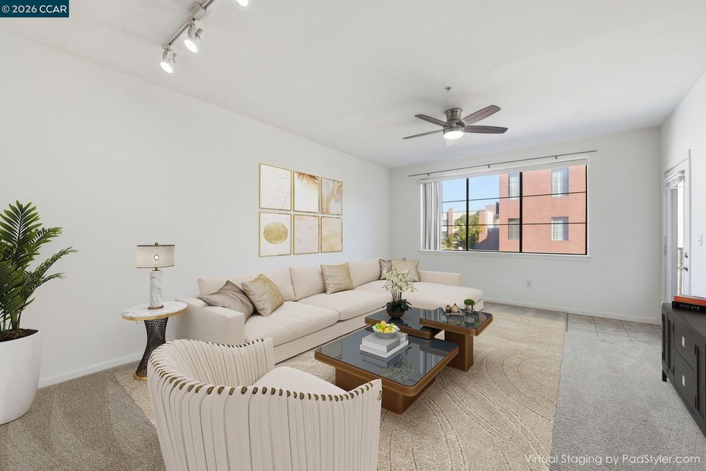 Photo of 1060 S 3Rd St #202, San Jose, CA 95112 (MLS # 41128850)