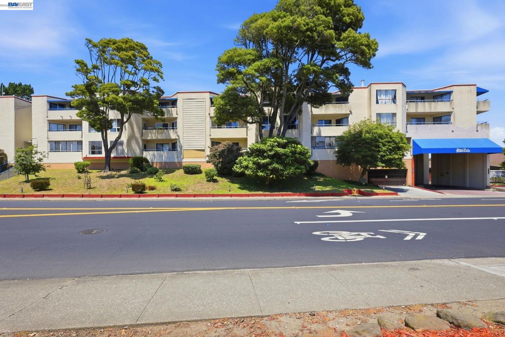 Photo of 1551 Southgate Ave #115, Daly City, CA 94015 (MLS # 41134928)