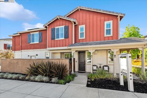 4220 Panorama Dr Dublin CA 94568