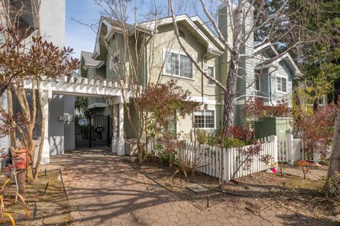 Photo of 358 N El Camino Real #13, San Mateo, CA 94401 (MLS # ML82034191)