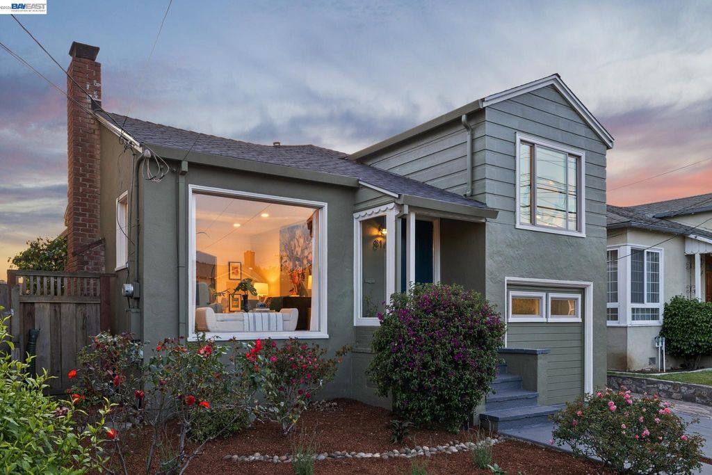 Photo of 816 Talbot Avenue, Albany, CA 94706 (MLS # 41131899)