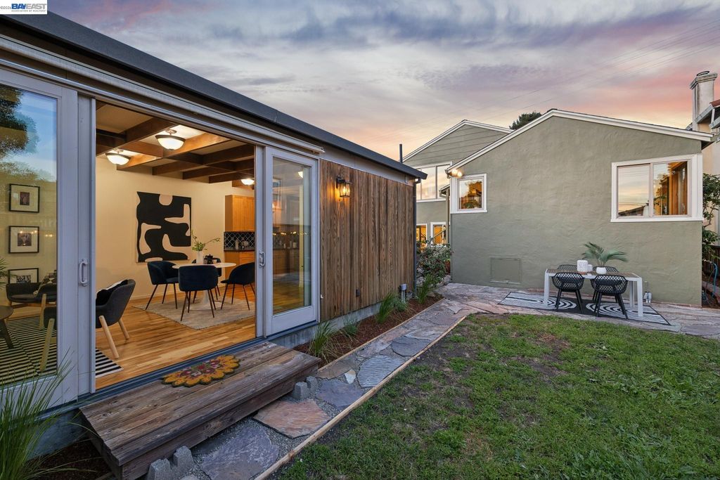 Photo of 816 Talbot Avenue, Albany, CA 94706 (MLS # 41131899)
