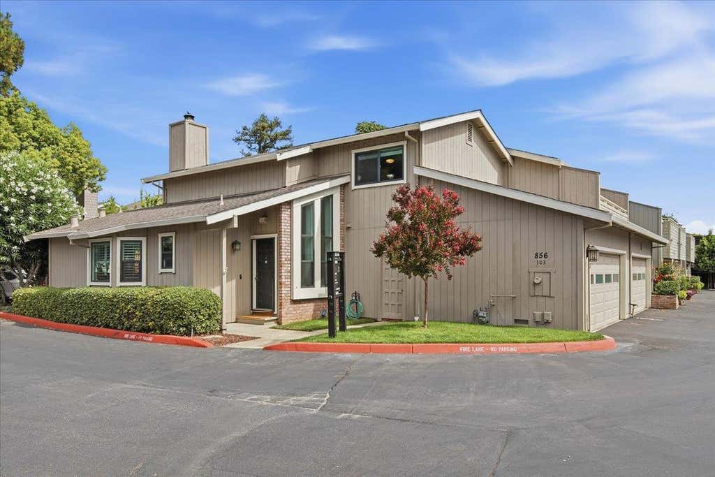 Photo of 856 Minnesota Avenue #103, San Jose, CA 95125 (MLS # ML82054758)